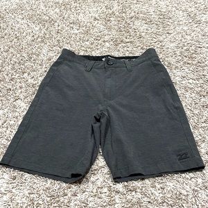 Boys Billabong Crossfire Submersibles-Size 24